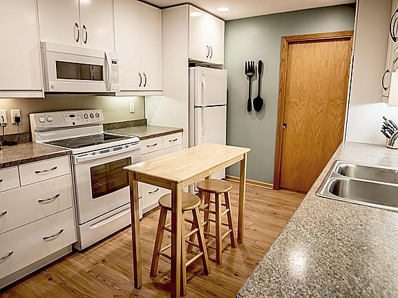 5th image of 2265 Youngman Ave APT 206E