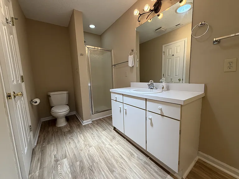 3445 Westgate Dr #1 — Photo 6
