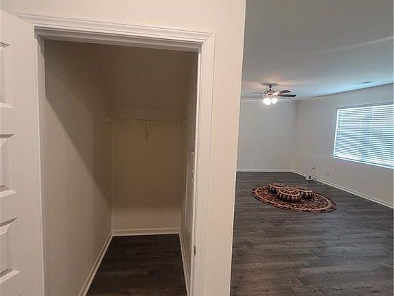 4th image of 2021 Vidalia Ct