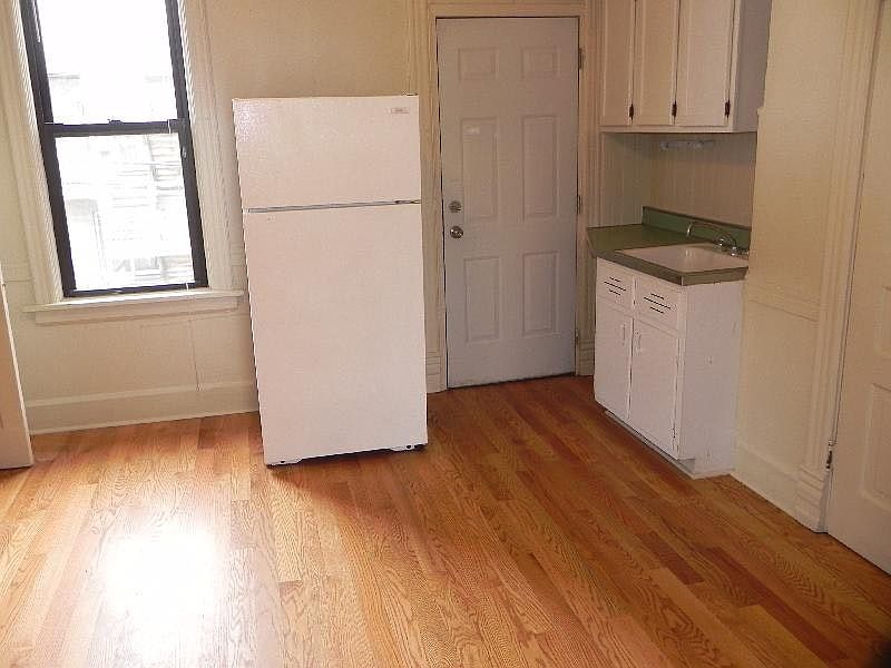 1st image of 1113 W Patterson Ave #Unt2e