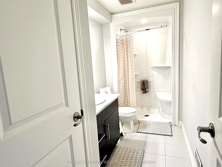 9469 Tallgrass Ave — Photo 11