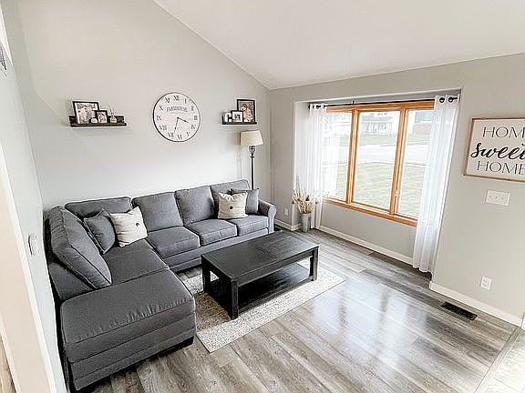 Living Room/Dining Room