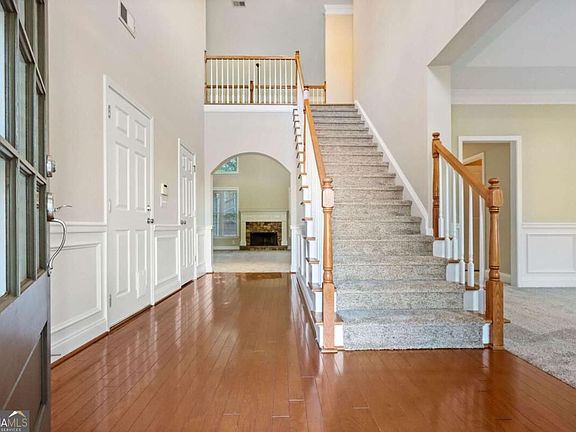 3rd image of 5723 Vinings Retreat Way SW