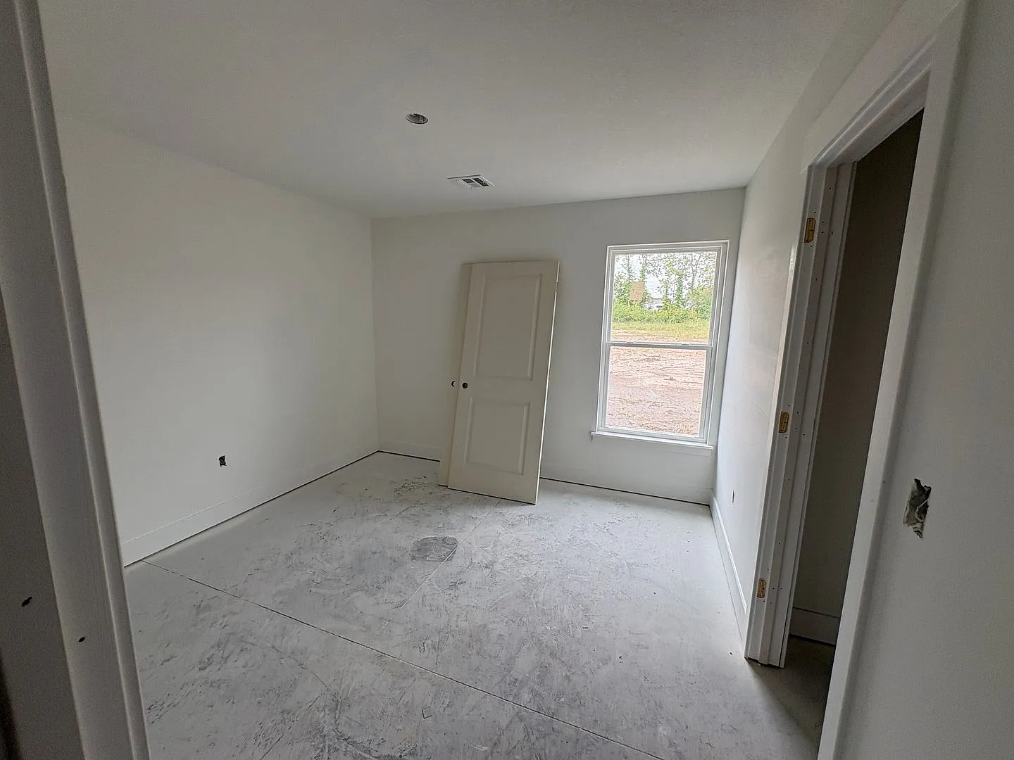 Brand New Construction! 3 Bed 2 Bath Home Available mid-October — Photo 4