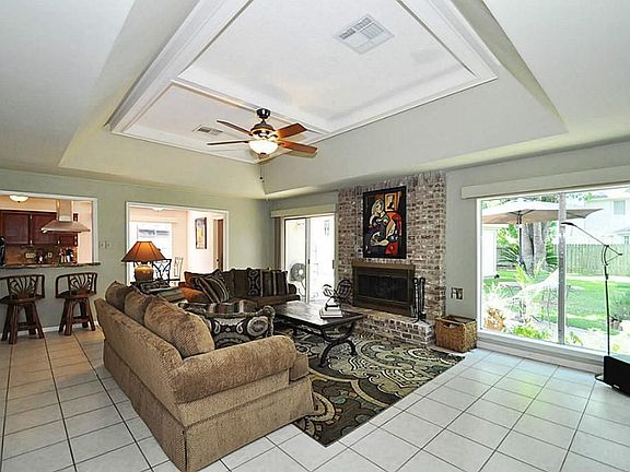 3rd image of 2907 Glenn Lakes Ln