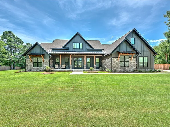 5503 W County Line Rd, Springdale, AR 72762