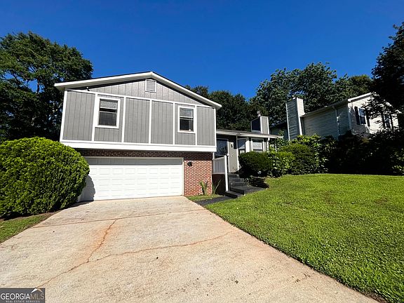 2nd image of 2306 Ramblewood Cir