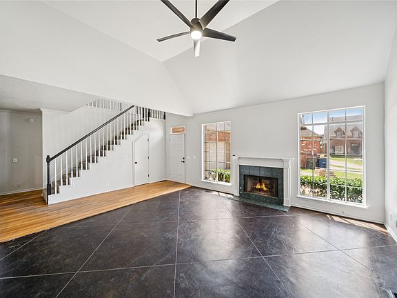 2nd image of 3023 E 89th Pl