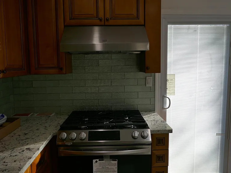1243 Hanover Pl — Photo 26