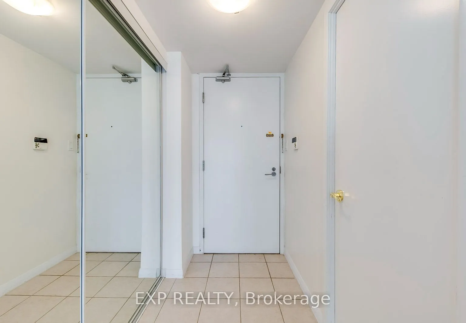 2 bed, $2,780 — Photo 2