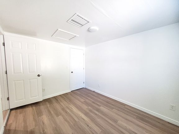 4th image of 123 W Missouri Ave #17640341