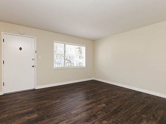 4th image of 261-269 Fairmount Ave #23