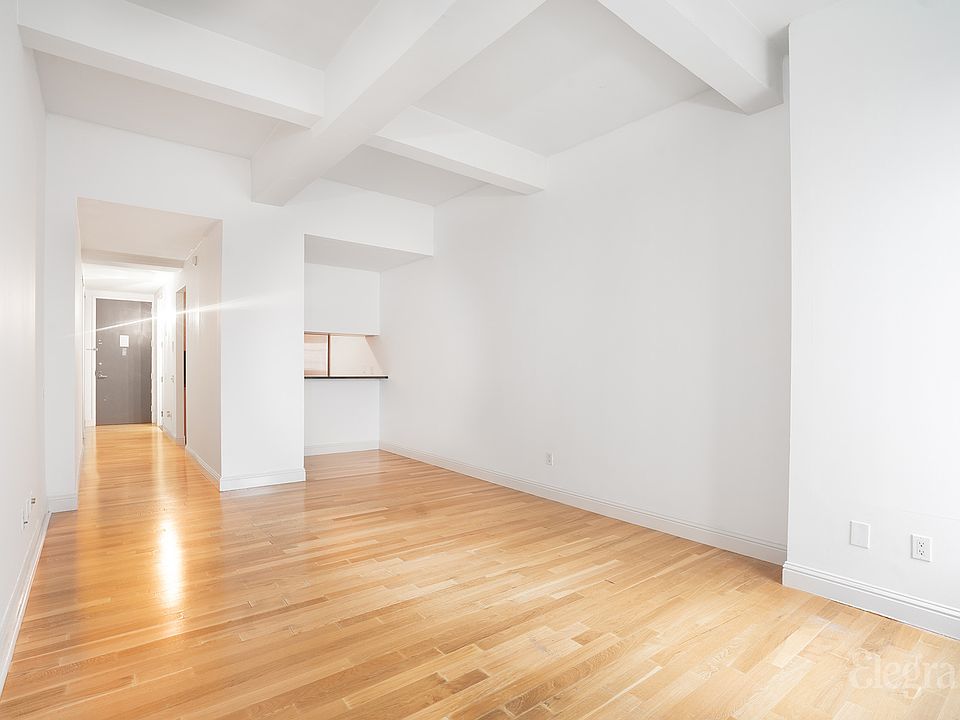 1st image of 88 Greenwich St APT 612