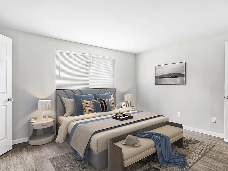 The Meridian Apartments — Photo 18