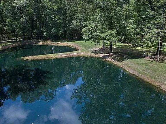 2nd image of 347 Holmes Hollow Ln