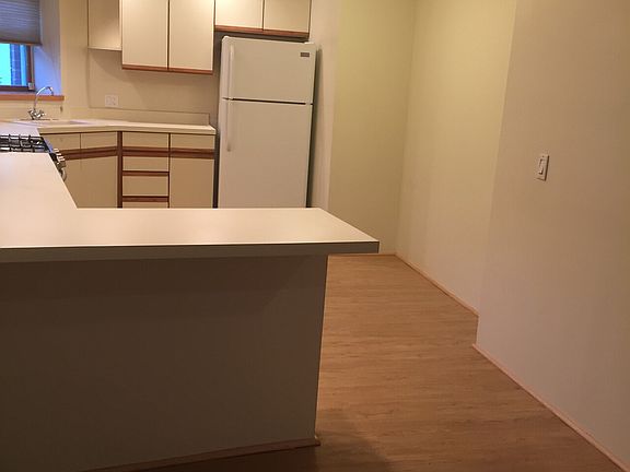 2nd image of 644 Kimball St #1-F