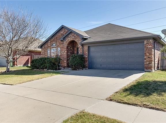 3rd image of 1526 Wolf Creek Dr