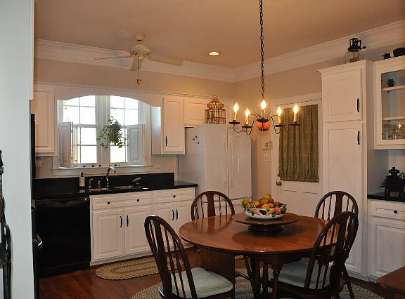 5th image of 747 Summerfield Abbey Ct