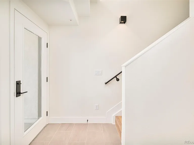 2105 S Galapago St #12 — Photo 5