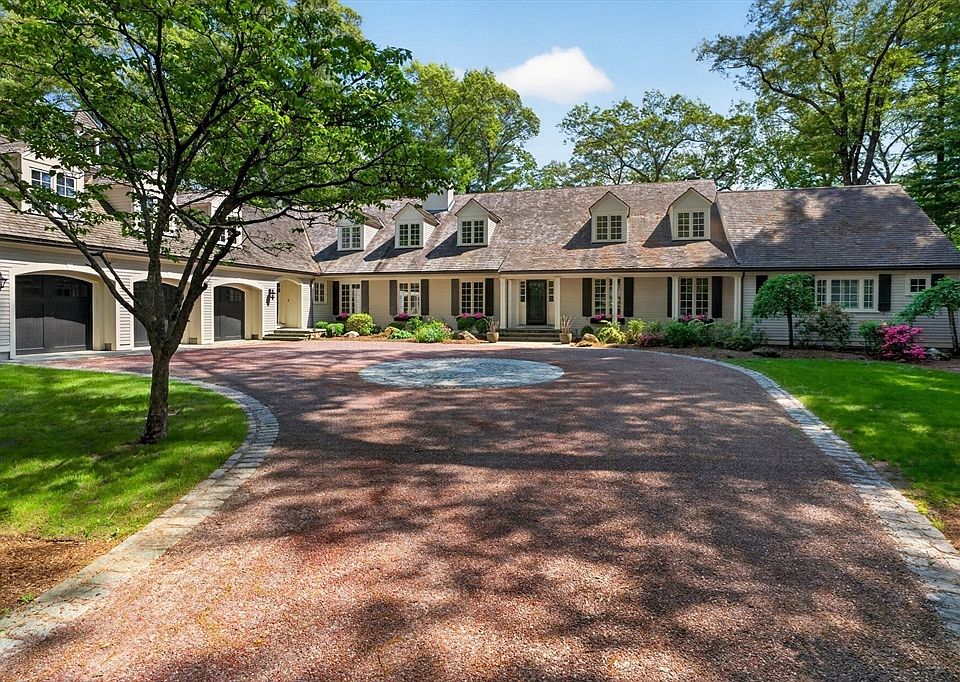 1st image of 12 Winding River Cir