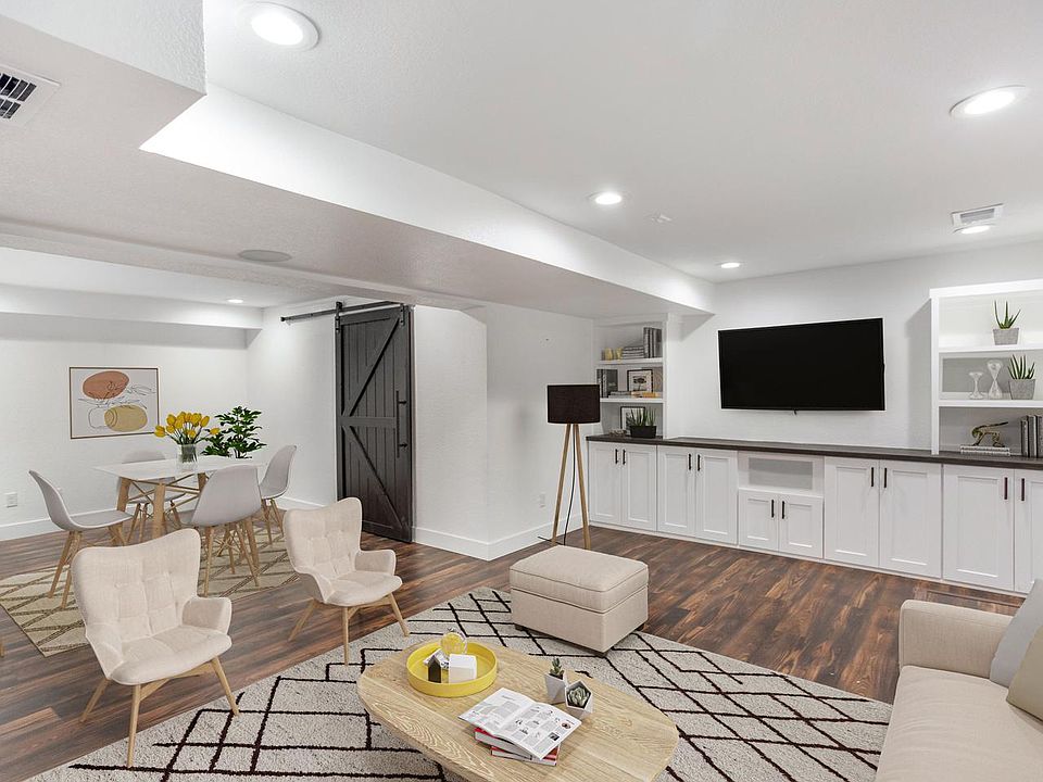 Optionally furnished common areas! Common areas can come beautifully furnished by our in-house design team for an additional fee.
