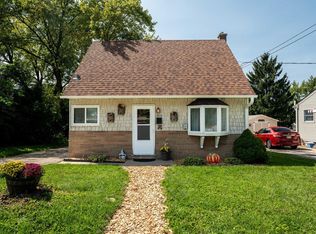 1454 Cleveland Ave, Waukesha, WI 53186