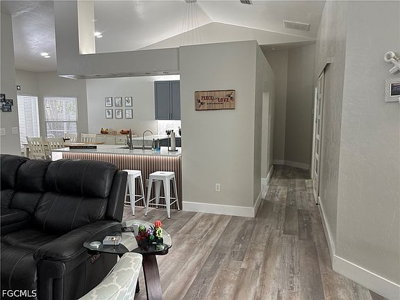 4th image of 11670 Pine Hammock Cir