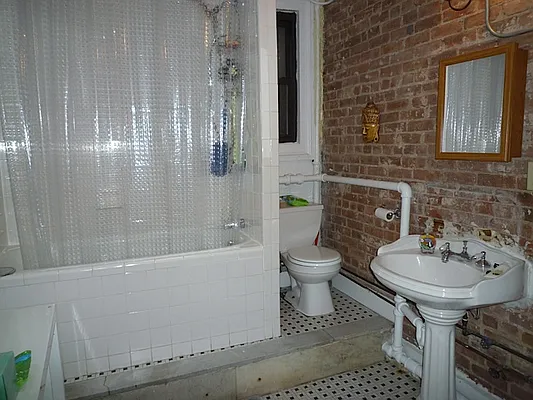 Rented by City Apt Group LLC | media 19