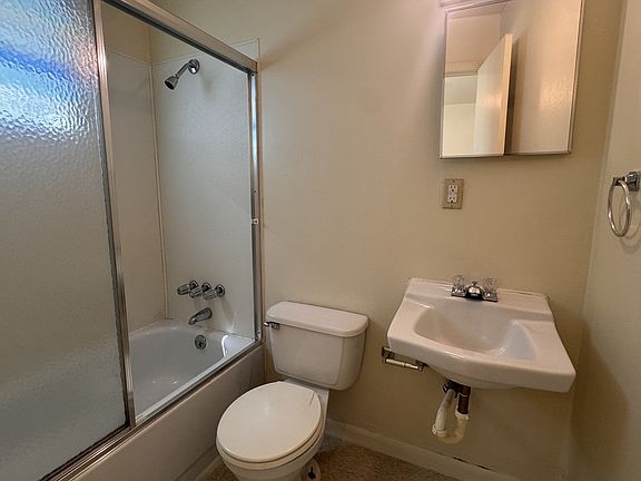 5th image of 510 S Hays Ave #9