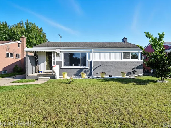 31640 Ann Arbor Trl, Westland, MI 48185