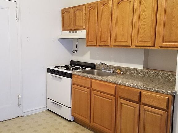 4th image of 4115 45th St APT 6N