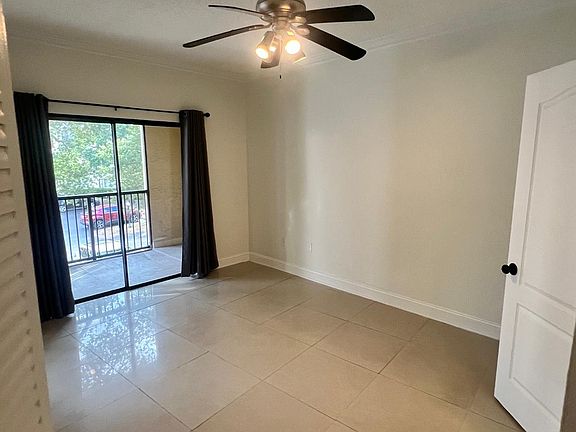 4th image of 2445 SW 18th Ter APT 606-6