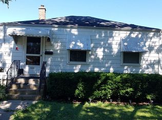 3221 Sangamon St, Steger, IL 60475