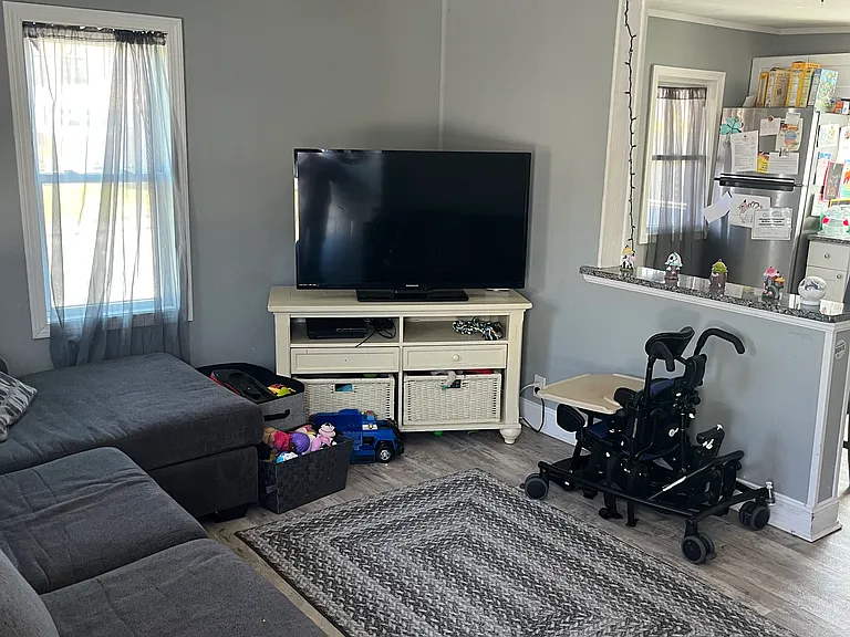 360 Onset Ave — Photo 2