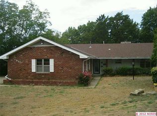 917 Lynnwood Ct, Bartlesville, OK 74006