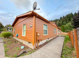 22 SW Ruckel St, Cascade Locks, OR 97014