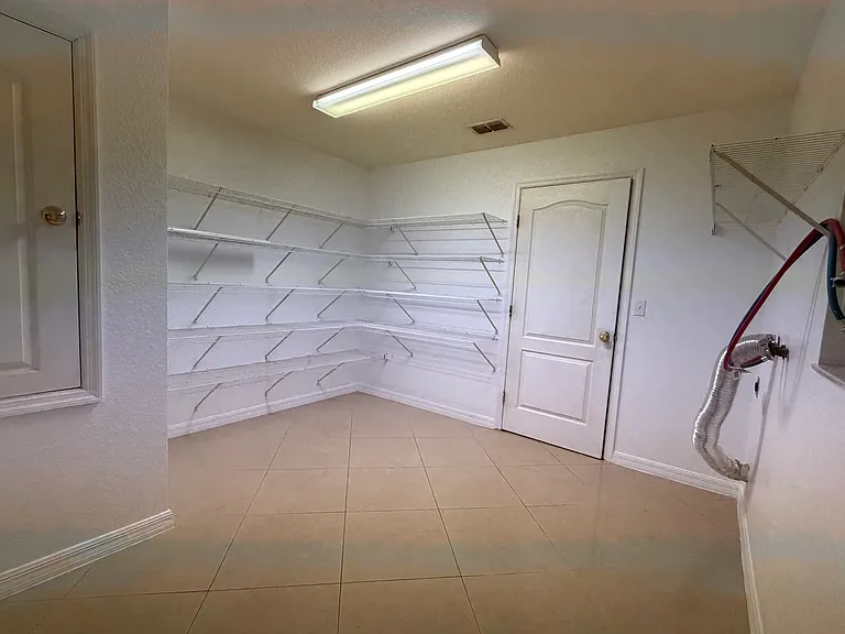 6759 Krenson Oaks Cir — Photo 14