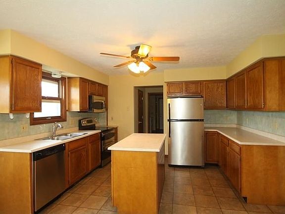 5th image of 6088 Hillsdale Ln