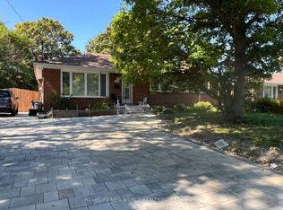 2746 Midland Ave, Toronto, ON M1S1S1