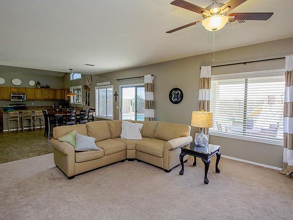 3rd image of 2119 N Saint Francis Pl