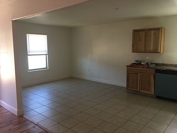 2nd image of 1023 Corral Dr