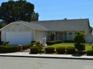 624 E Ivyton St, Lancaster, CA 93535