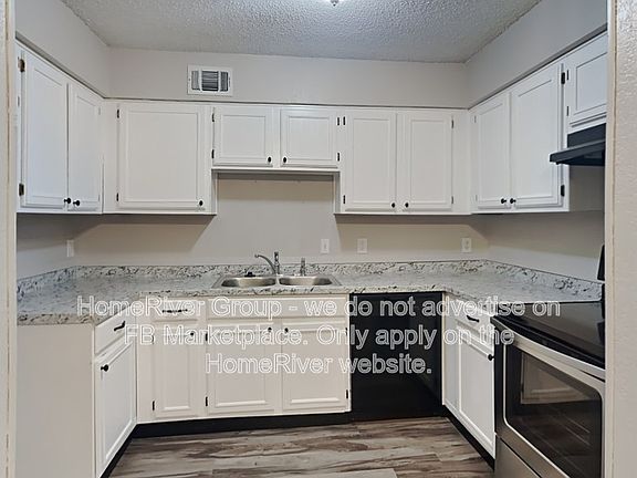 2nd image of 121 Allencrest Dr