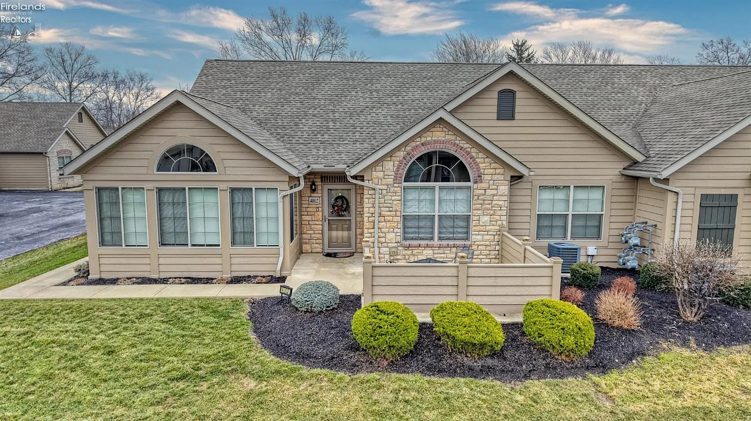 4002 Coventry Ln photo 1