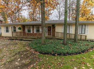 17083 Raccoon Trl, Strongsville, OH