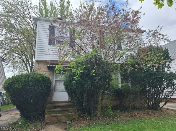 7415 Woodhaven Ave, Brooklyn, OH 44144