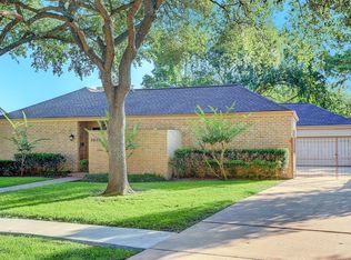 2022 Shadybriar Dr, Houston, TX 77077