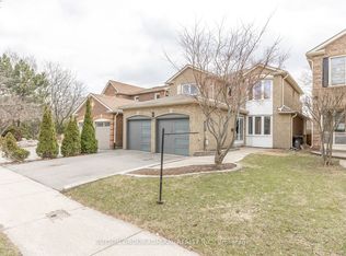 37 Spring Gate Blvd, Vaughan, ON