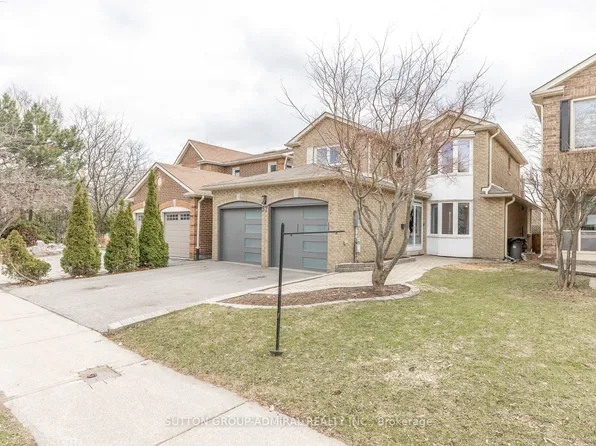 37 Spring Gate Blvd, Vaughan, ON L4J 3C9
