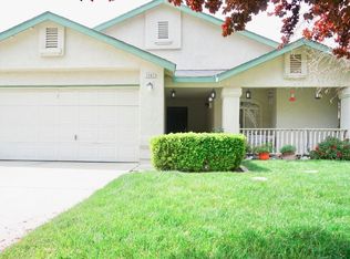 2562 S Habitat Ave, Fresno, CA 93706